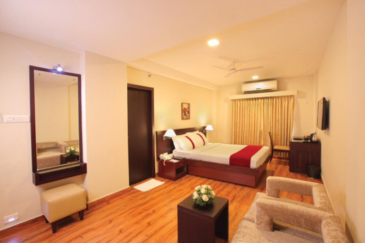 Broad Bean Cochin Hotel Kochi Exterior photo