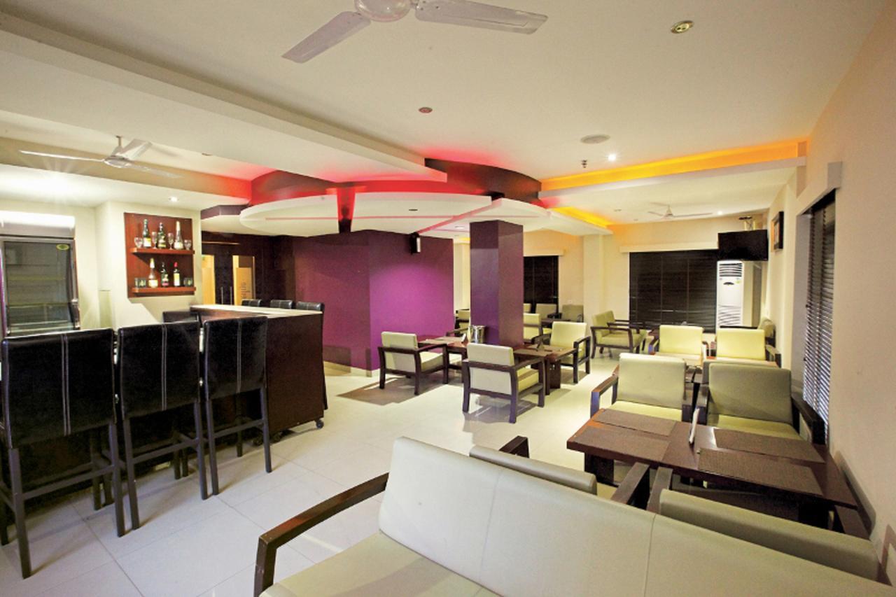 Broad Bean Cochin Hotel Kochi Exterior photo