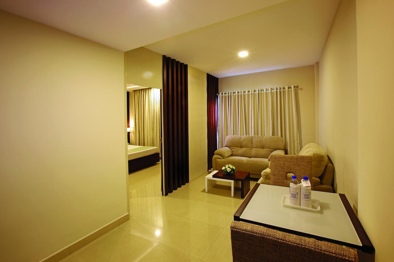 Broad Bean Cochin Hotel Kochi Exterior photo